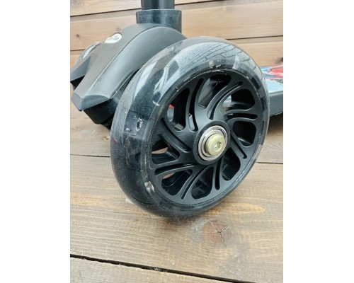 Детский самокат Scooter Maxi (2,5-7 лет) со светящимися колесами (Человек-паук), арт. 0072R