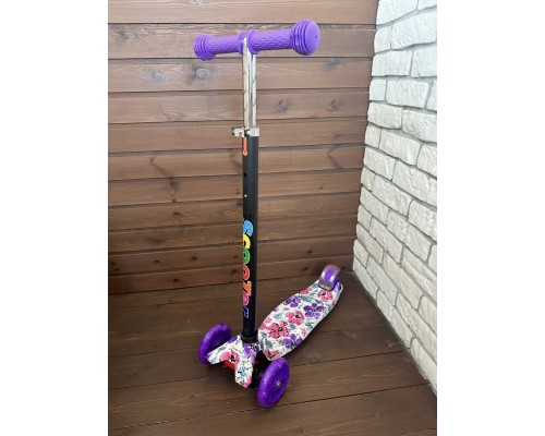 Самокат детский трехколесный Scooter Maxi Макси со светящимися колесами 036z (фиолетовый/цветы)