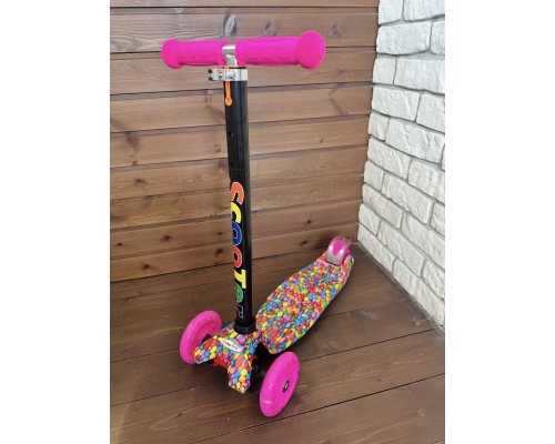 Детский самокат Scooter Maxi (2,5-7 лет) со светящимися колесами (Розовый/конфетки), арт. 036z