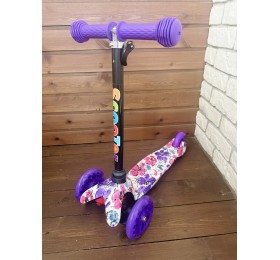 Детский самокат Scooter Mini (1,5-4 года) со светящимися колесами (фиолетовый/цветы), арт. 038z