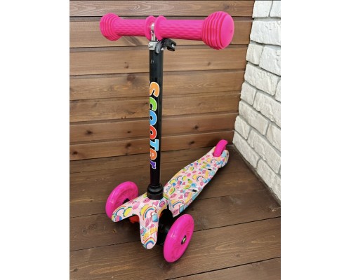 Детский самокат Scooter Mini (1,5-4 года) со светящимися колесами (розовый/фрукты), арт. 038z