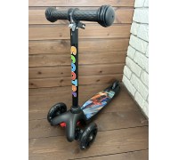 Детский самокат Scooter Mini (1,5-4 года) со светящимися колесами (черный человек-паук), арт. 038z