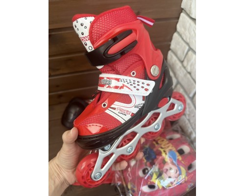 Роликовые коньки с раздвижным механизмом со шлемом и защитой на руки и ноги 30-33 размер