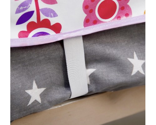 Клеенка подкладная с водоотталкивающим покрытием (0,7 х 1 м) с резинками-держателями, окантована по краям, цвет микс, арт. 876561