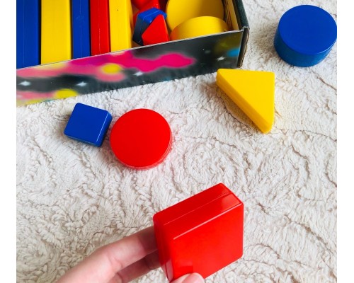 Логические блоки Дьенеша. Учебно-игровое пособие, арт. 430012 !!!